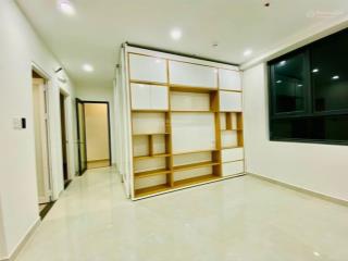 Bán nhanh trước khi nộp sổ, 2pn intela, 55m2 tầng trung, 2.28 tỷ bao trọn thuế phí.  0903 042 ***