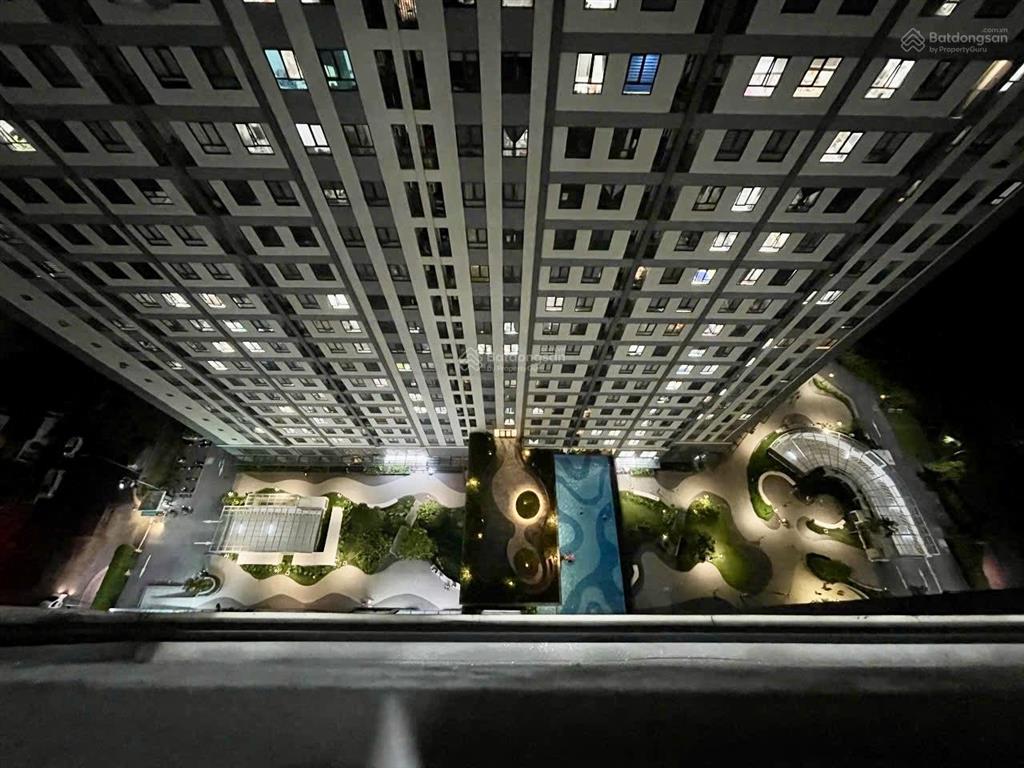 2.35 tỷ + tặng tiền cấn sổ có ngay 55m2  2pn view landmark đẹp nhất sài gòn intela.  0903 042 ***