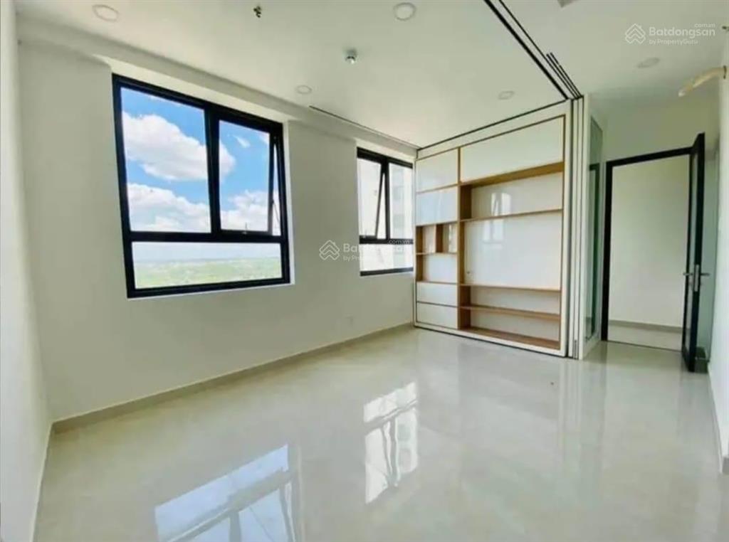 2.35 tỷ + tặng tiền cấn sổ có ngay 55m2  2pn view landmark đẹp nhất sài gòn intela.  0903 042 ***