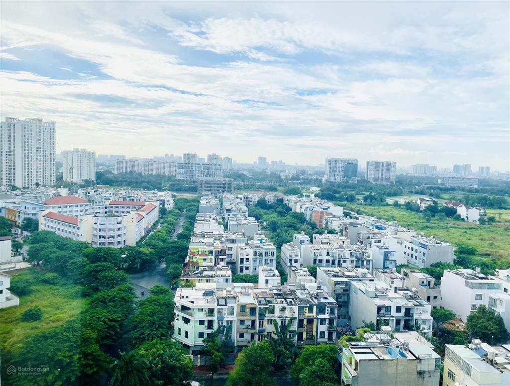 2.35 tỷ + tặng tiền cấn sổ có ngay 55m2  2pn view landmark đẹp nhất sài gòn intela.  0903 042 ***