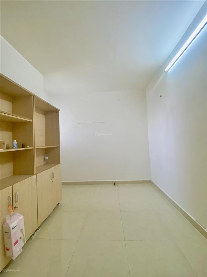 Bán căn hộ hạnh phúc, 100m2 3pn,2wc chỉ 3.35 tỷ (102%), tặng nội thất, tầng thấp.  0903 042 ***