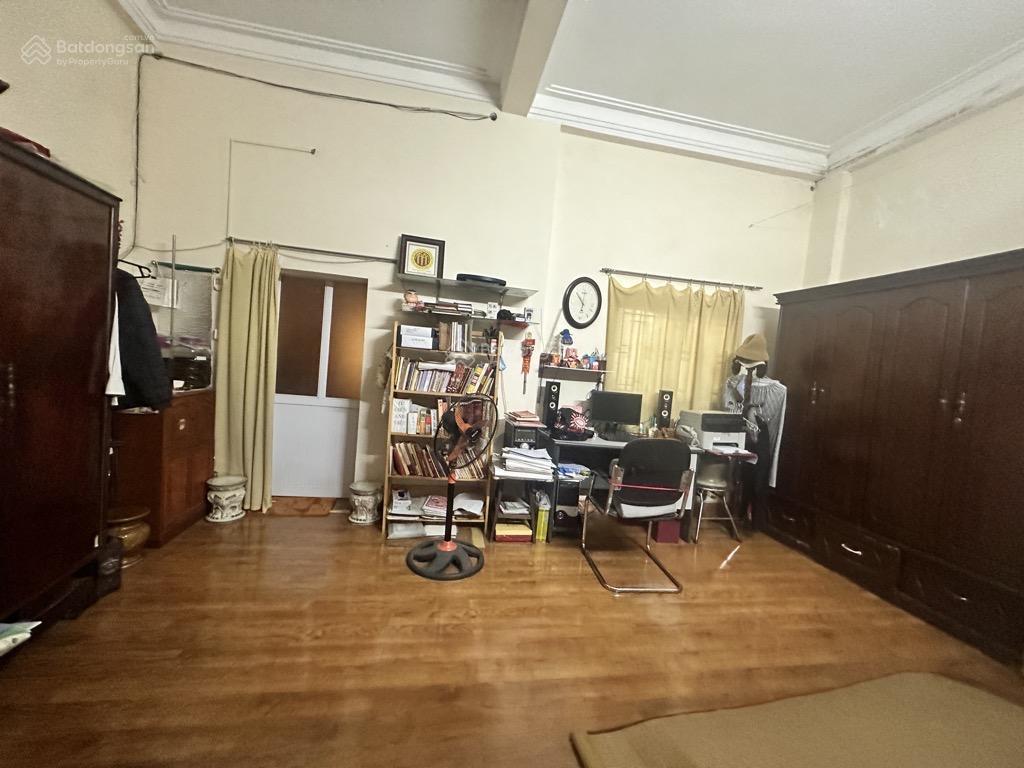 Đất lâm hạ.giá hợp lý.97m2 mặt tiền 6m. nhà 3 tầng cũ xác định bán đất