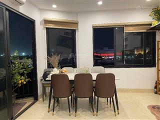 Bán nhà riêng 32m2 xây 7 tầng thang máy, 10,5 tỷ tại long biên, hà nội.view thoáng,kinh doanh