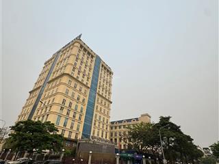 Bán đất tặng nhà bồ đề.ngõ thông ô tô tránh.130m2 mặt tiền 8m4 full thổ.giá đầu tư