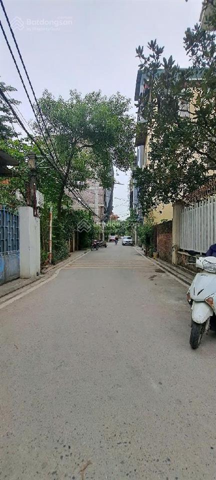Đón cầu trần hưng đạo.bán đất tư đình,long biên.đường ô tô tránh,135m2 mặt tiền 8m full thổ.18 tỉ