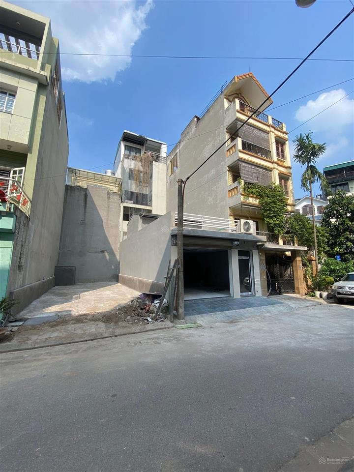 Emm trai cần bán đất đối diện aeon,cổ linh.đường ô tô tránh,diện tích 145m2 mặt tiền 9m giá 14.5 ti