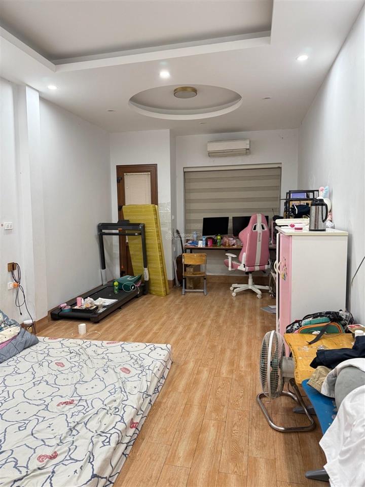 Nhà đẹp bồ đề, 7 chỗ đỗ cửa, 20m ra đường, 13m x 39m² thiết kế 3 ngủ giá 8 tỉ.