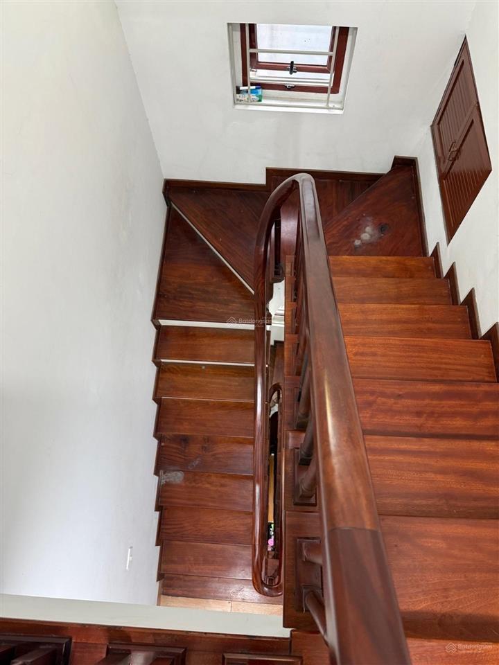 Nhà đẹp bồ đề, 7 chỗ đỗ cửa, 20m ra đường, 13m x 39m² thiết kế 3 ngủ giá 8 tỉ.