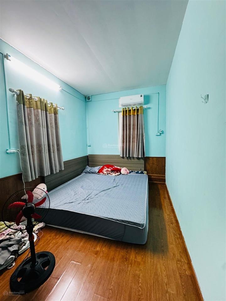 Nhà mặt phố ngô gia khảm. đối diện dự án vin. gần metro số 1. giá đầu tư 240tr/m2