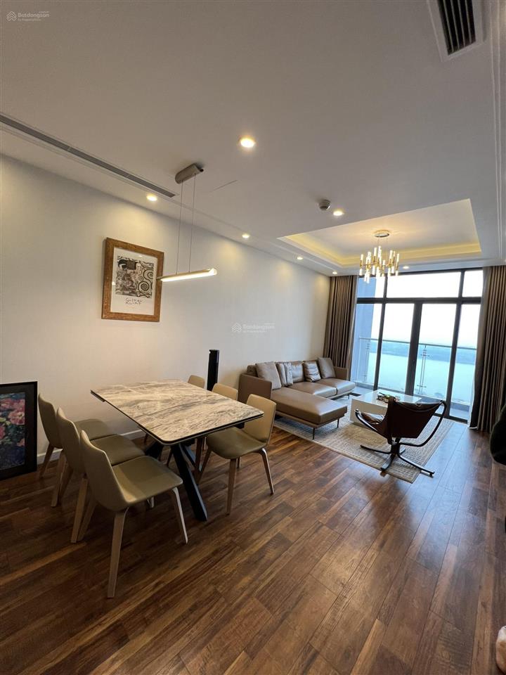 Bán căn hộ góc 3 phòng ngủ 125m2 view sông hồng đẹp nhất dự án dự án sun grand city ancora