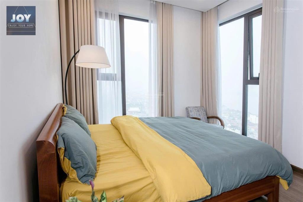 Bán căn hộ góc 3 phòng ngủ view sông hồng đẹp nổi bật dự án sun grand city ancora residence