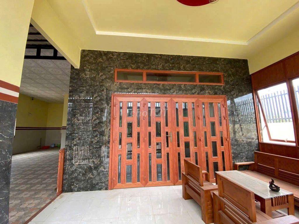 Nhà 179 m2 thổ cư phường Tân Triều