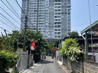 Bán nhà hoàn công gần becamex đường 304, 6.5x25. khu dân trí cao. vị trí full tiện ích lớn nhỏ