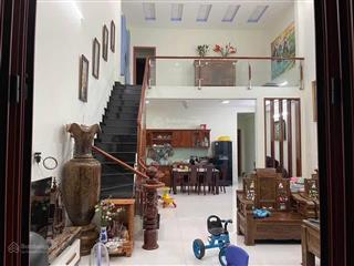 Nhà phú lợi ngang 6m hiếm rẻ ở khu. nhà xây ở kiên cố, 3pn rộng rãi, sân oto. đường bê tông 4m