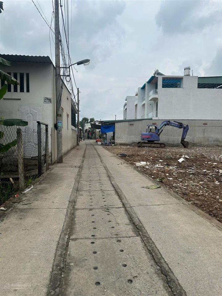 Đất phú lợi hẻm lê hồng phong giá hiếm có trong khu, đường oto, xây nhà ở đẹp. vị trí đủ tiện ích