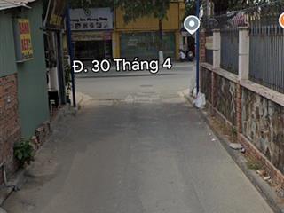 Chính chủ bán đất 1/ đường 30/4 phú hòa. vị trí trung tâm đủ tiện ích. giá hiếm