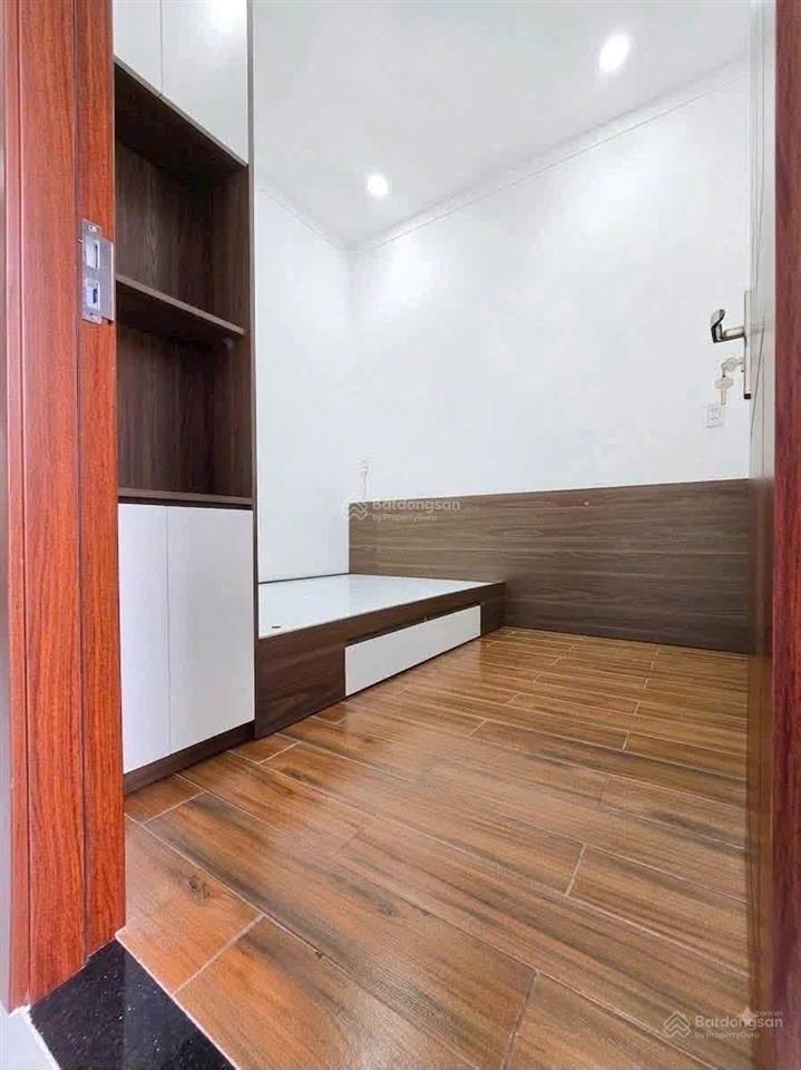 Bán nhà mới trong chợ phú hoà, 4x22, 3pn 2wc, đường oto. vị trí gần đủ tiện ích. chỉ việc dọn vào ở