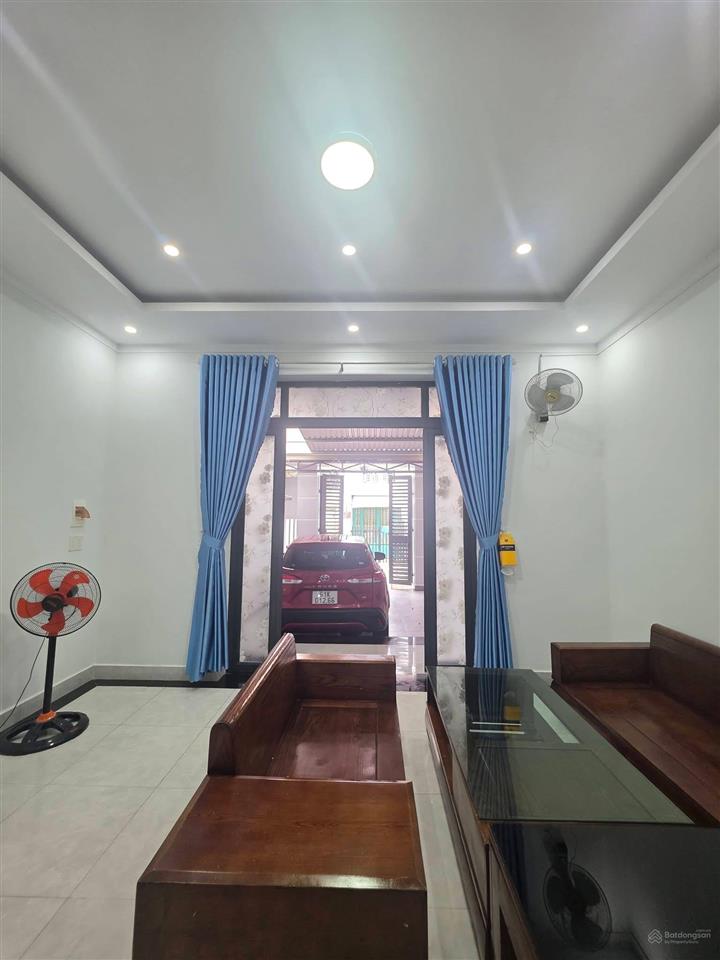 Bán nhà gần oto văn hiền, 5x22, 3pn, hơn 3 tỷ, đường oto thông. vị trí gần trung tâm đủ tiện ích