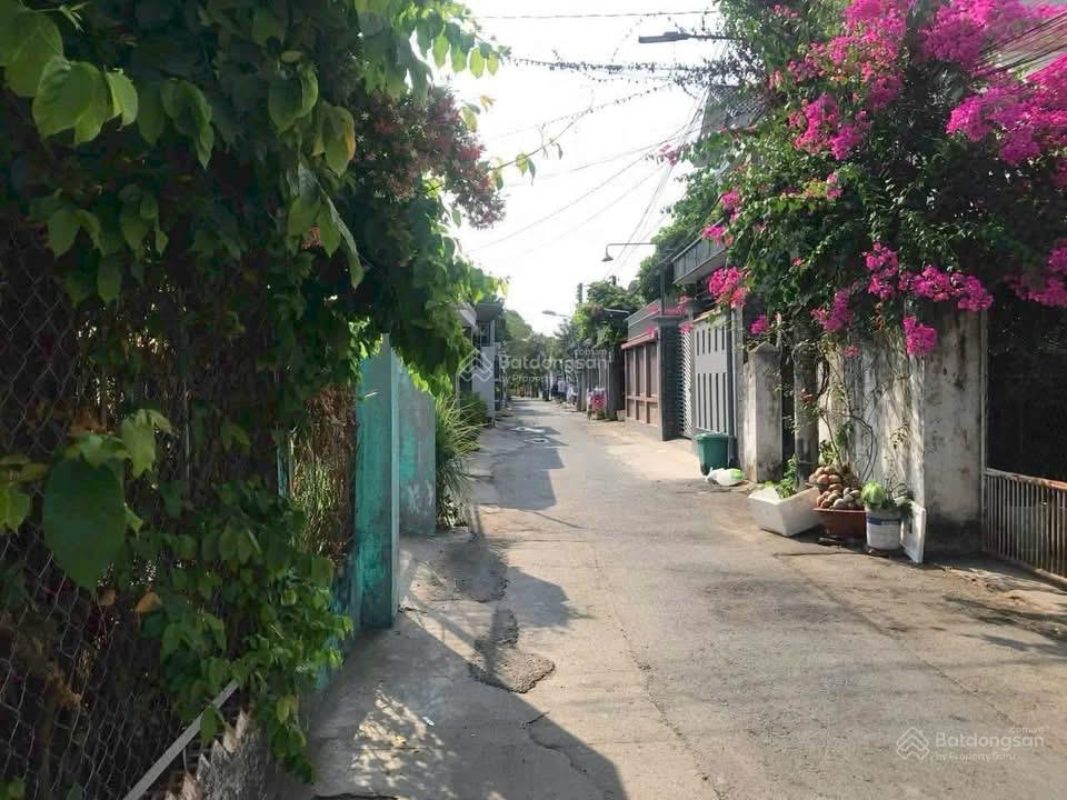 Bán nhà kế bên kdc phú hoà 1, 9.7x20m  6.3tỷ. vị trí đẹp, đủ tiện ích. có dòng tiền 30tr/tháng