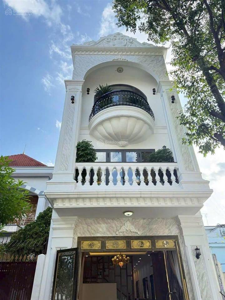 Bán nhà hoàn công kdc chánh nghĩa, nội thất gỗ đỏ, 5x20, 11tỷ, vị trí đẹp, công năng đủ gđ 3 thế hệ