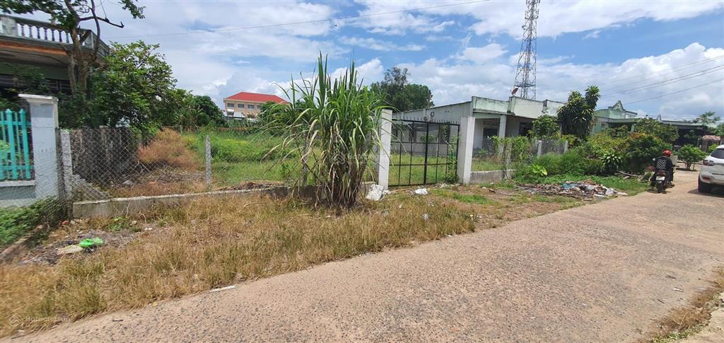 Giảm giá bán nhanh 1015m2 (200m2 tc) trung tâm chợ suối ngô, tân châu, tây ninh. 2,5 tỷ bớt lộc