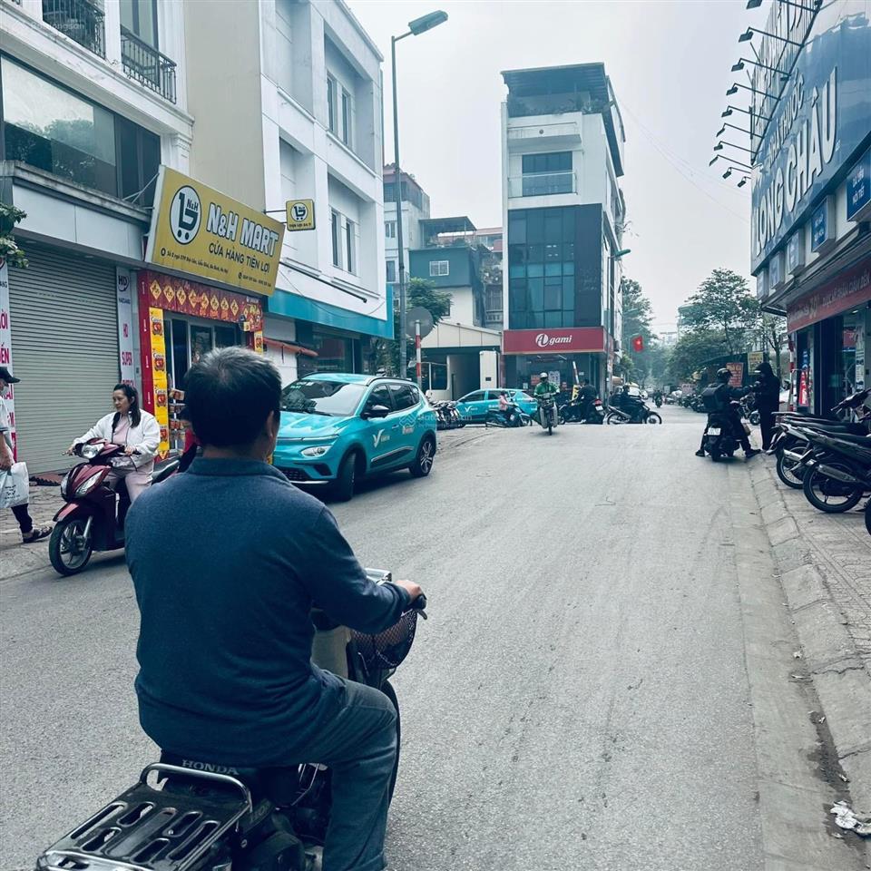 Bán nhà kbt 3.5 tầng phố nguyễn hy quang mb 85m2