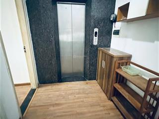 Chính chủ cho thuê tầng 4 nhà số 30 trần quang diệu tòa nhà 7.5 tầng có thang máy mb25m giá 5 tr.