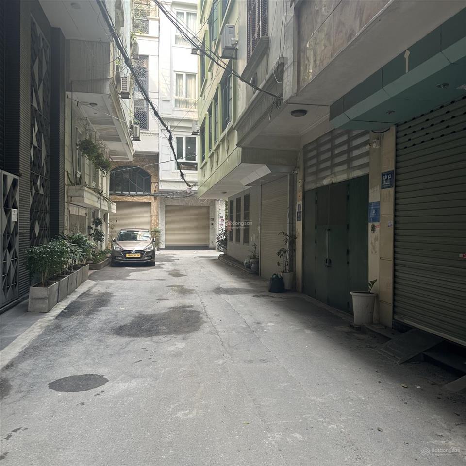 Bán nhà kbt 5,5 tầng ngõ 59 hoàng cầuvườn hoa 1/6. bán nhà kbt 5,5 tầng ngõ 59 hoàng cầuvườn hoa.