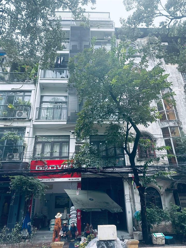 Bán nhà kbt 7,5 tầng ngõ 20 nguyên hồng mb 90m2 mt 7,2m cho thuê 90tr/1