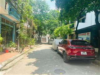 Bán nhà kbt 7,5 tầng khu phân lô nguyễn chí thanh  xã đàn mới