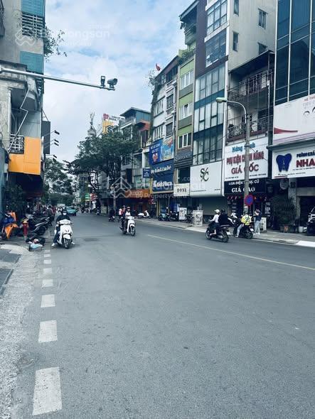 Bán nhà tọa lạc mặt phố thái thịnh, kinh doanh sầm uất, 120m^2 mt7m giá76 tỉ.