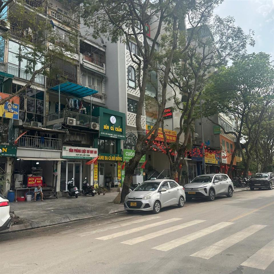 Bán nhà kbt 4,5 tầng mặt phố vạn phúc  kim mã