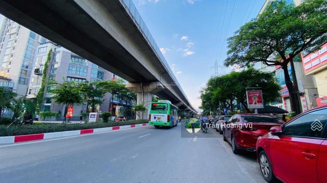 Bán lô góc mp xuân đỉnh xây mới dt 160m2 x 9 tầng, mt 7m doanh thu 230tr/tháng