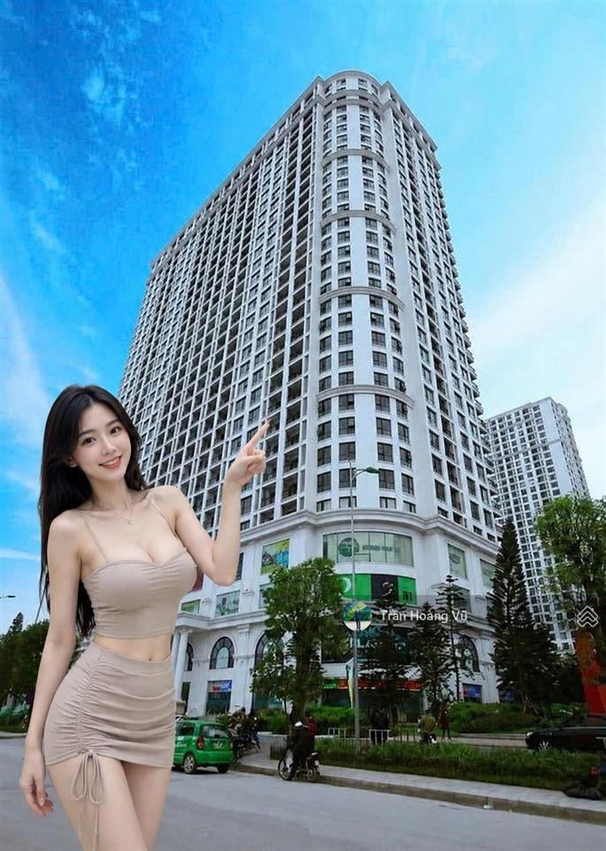Chính chủ bán lô góc 130m2 tòa r2 royal city, 3 ngủ 2 wc full nội thất ở ngay, có slot ô tô