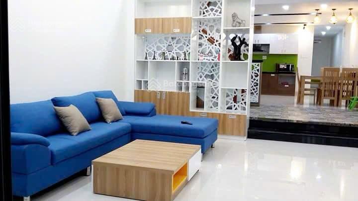 Cho thuê nhà 3 tầng 4pn/4wc mặt tiền đường thế lữ full nội thất