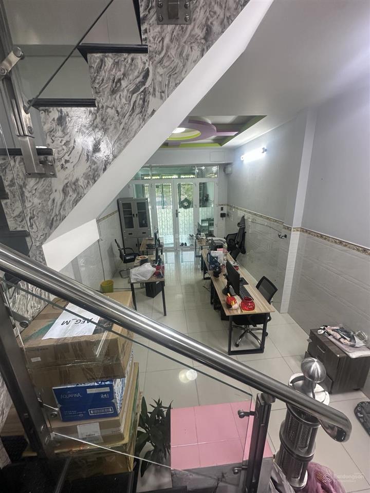 Nhà mặt tiền 60m2, 1 trệt 2 lầu, p. phú lâm. bán giảm 400 triệu, còn 9,3 tỷ.