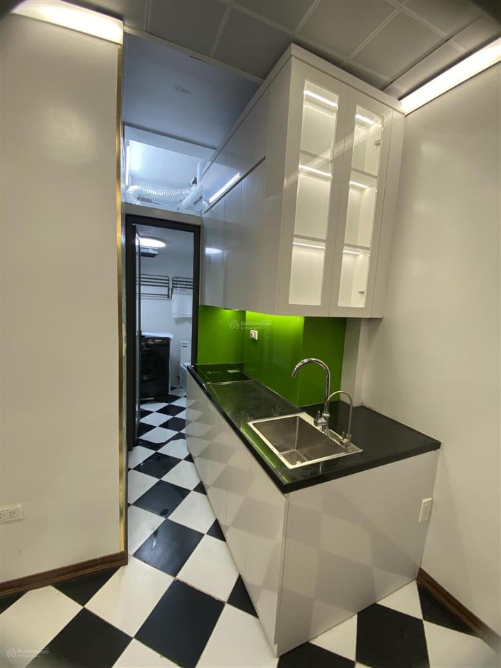 Chính chủ trống 1 phòng studio mới, p402 đủ nội thất cho thuê ngay tại thái hà, đống đa