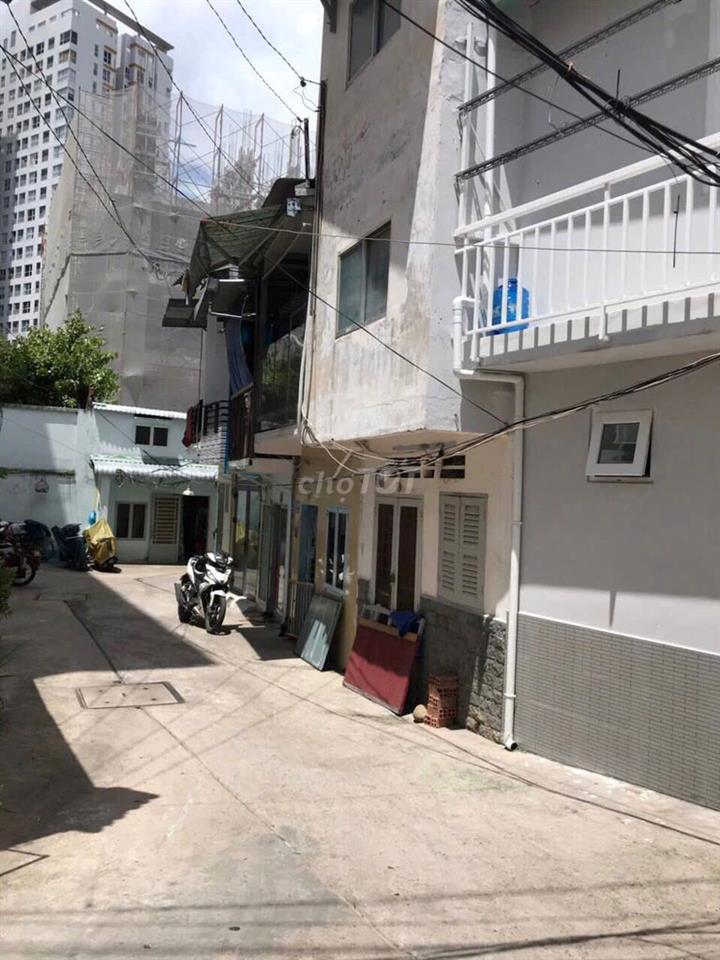 Bán nhà hai mặt hẻm Đc đường Lê Quý Đôn và đường Huỳnh Văn Bánh