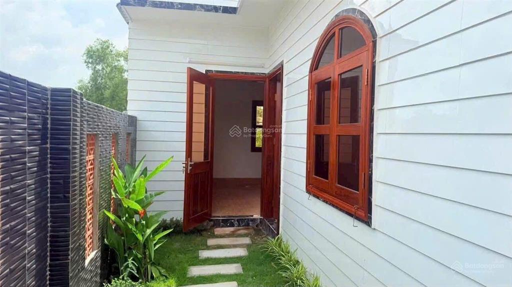 Nhà vườn siêu đẹp hẻm lương văn hội, giá 30tr/m2, đt 706m2 thổ cư pháp lý đầy đủ, hướng tây