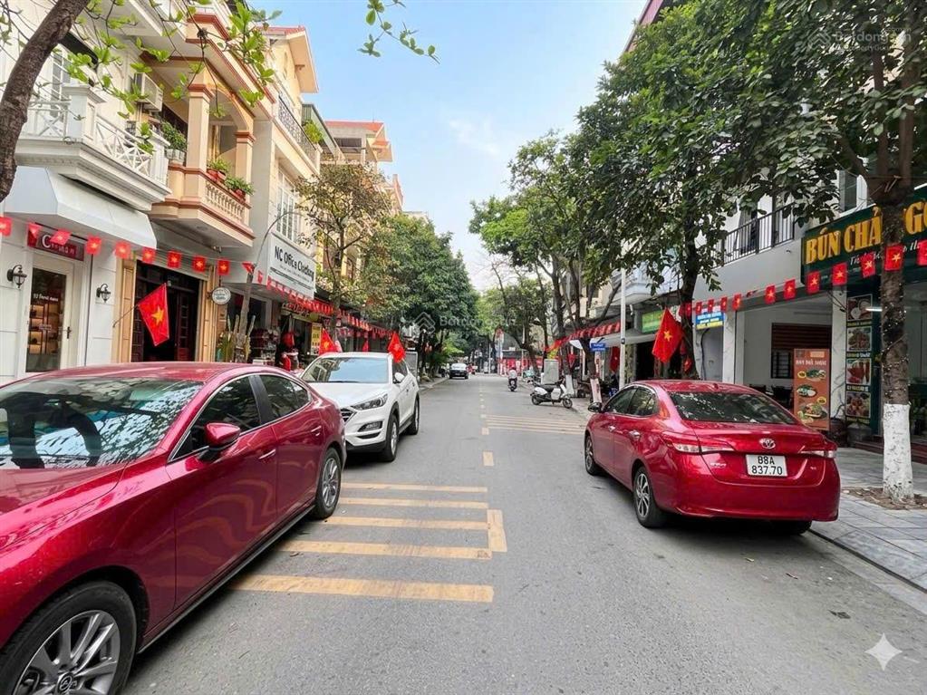 Quỹ đất mặt tiền rộng hiếm gặp tại trung tâm vĩnh yên dt 404m2