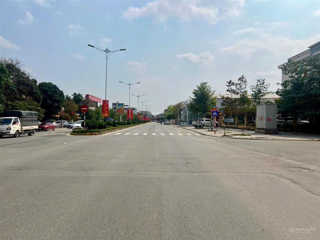 Siêu phẩm lô đất doanh nghiệp nguyễn tất thành dt 2000m2