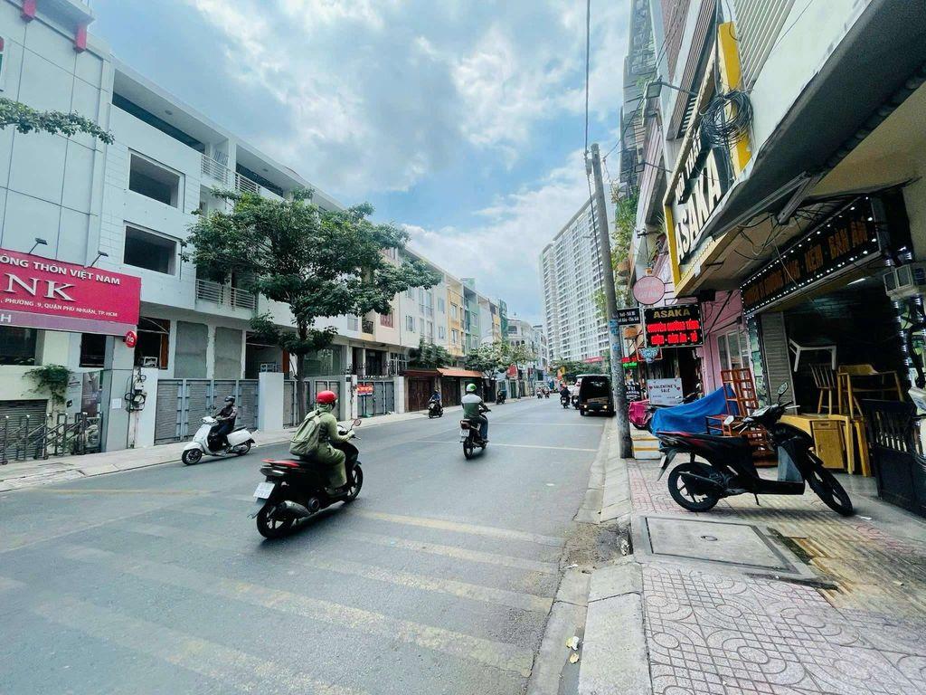 Cho thuê 160 Phổ Quang Phường 9 ,Quận Phú Nhuận 