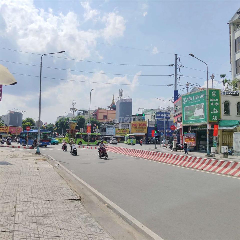 Cho thuê nhà 115 Ông Ích Khiêm phường 10, quận 11
