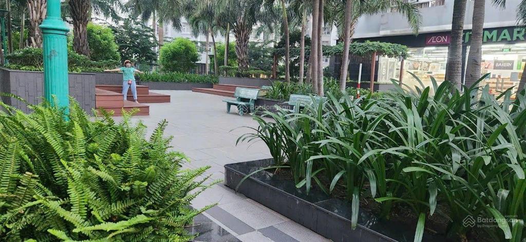 Bán gấp căn hộ him lam chợ lớn, p. bình phú, dt 99m2, giá 5.55 tỷ, tầng 1, có 2 sân vườn, balcon
