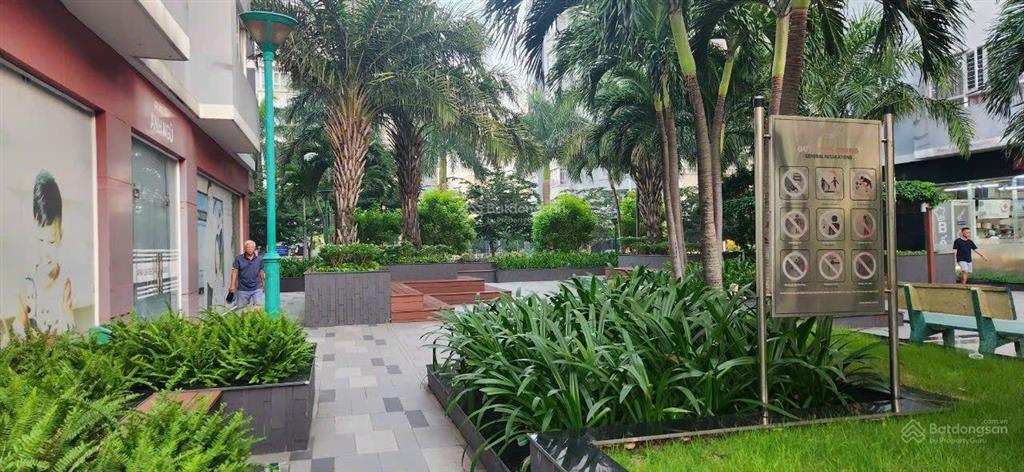 Bán gấp căn hộ him lam chợ lớn, p. bình phú, dt 99m2, giá 5.55 tỷ, tầng 1, có 2 sân vườn, balcon