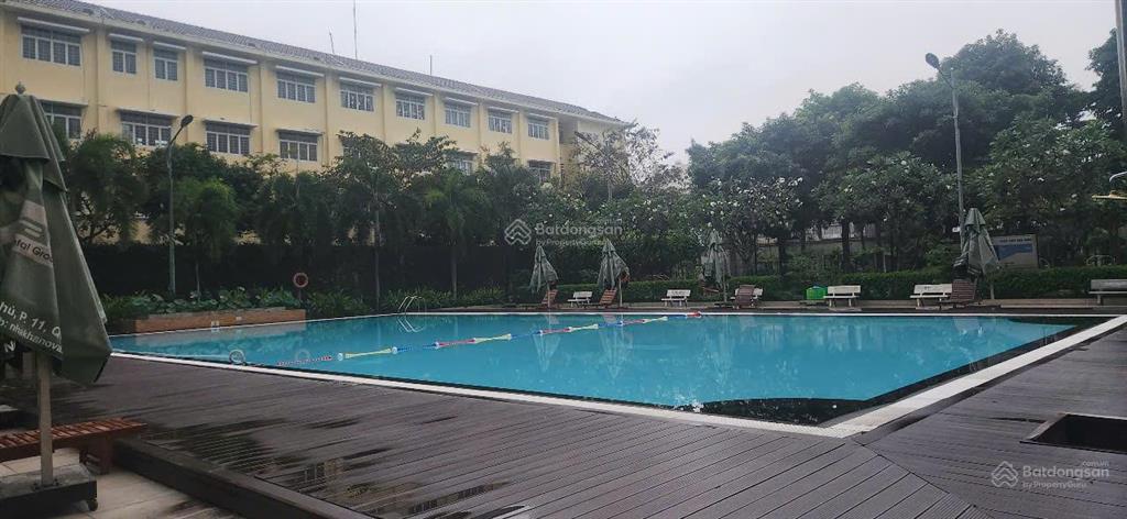 Bán gấp căn hộ him lam chợ lớn, p. bình phú, dt 99m2, giá 5.55 tỷ, tầng 1, có 2 sân vườn, balcon