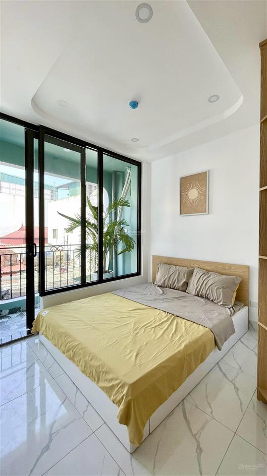 Bán lỗ, có sổ hồng, chính chủ bán căn hộ tại xuân đỉnh, gần cv hoà bình, thoáng , full đồ 52m2