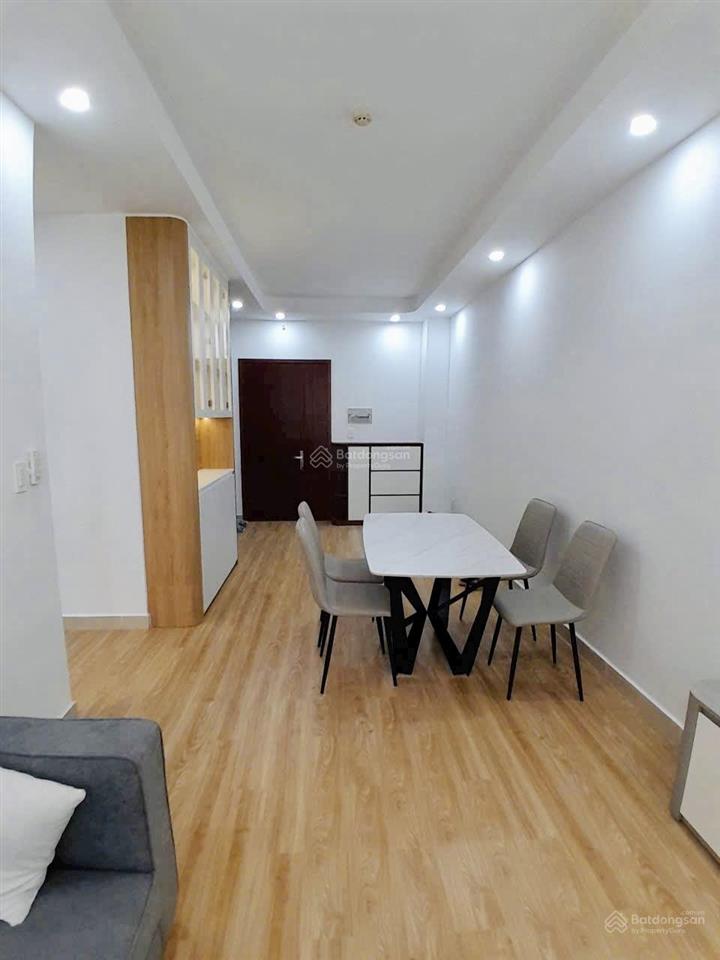 Topaz city căn 2 phòng ngủ tầng trung view nội khu mát mẻ