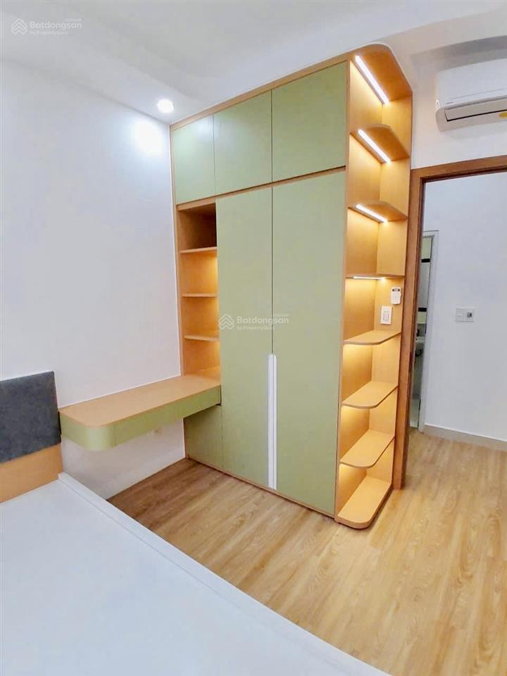 Topaz city căn 2 phòng ngủ tầng trung view nội khu mát mẻ