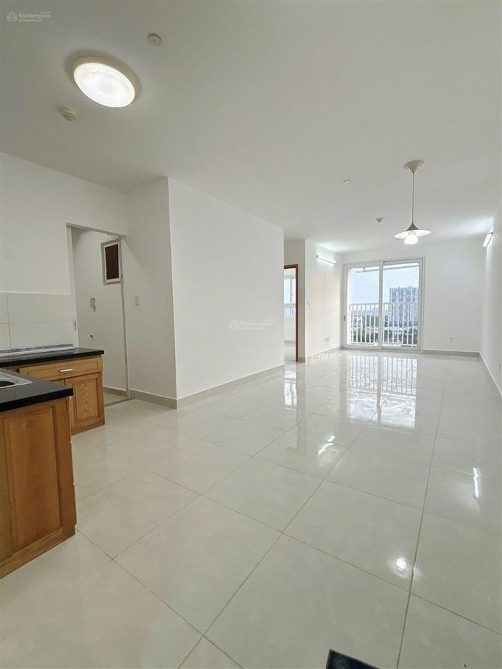 Tara residence căn 81m2 2 phòng ngủ sổ hồng sẵn ngộp 200 triệu